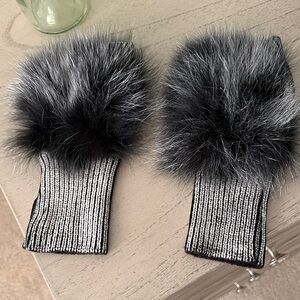Jocelyn Black and Gray Fur-Trimmed Mittens